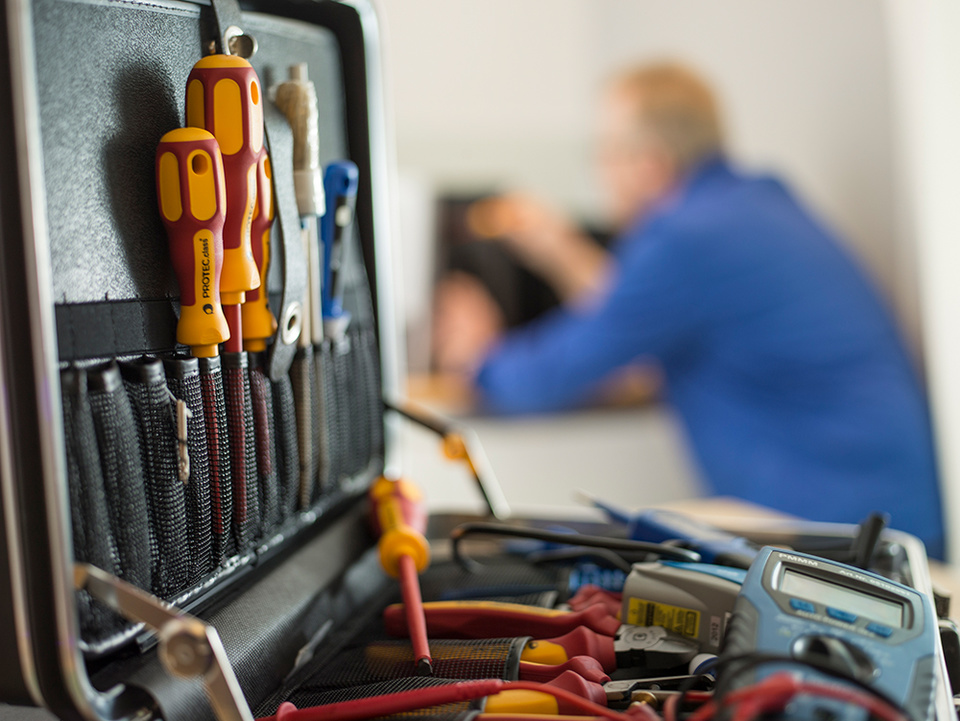 C F022411 bei Elektro Pfisterer in Bühlertann