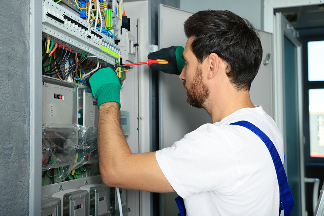 Nieder­spannungs­anlagen bei Elektro Pfisterer in Bühlertann